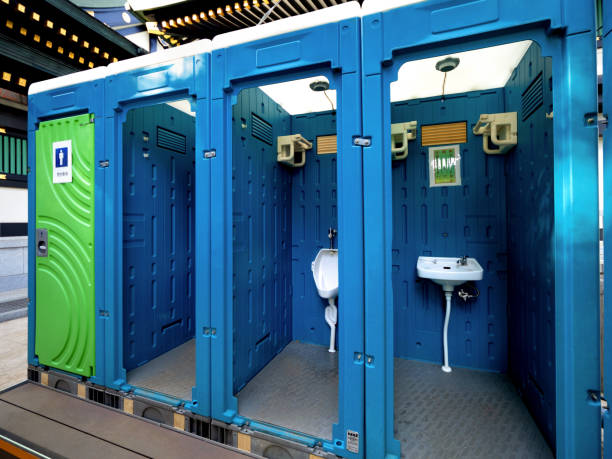 Best Portable restroom trailer rental  in Midway, GA